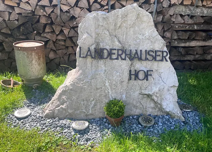 Landerhauser-hof Апартаменты *